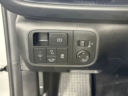 Used 2023 Hyundai Ioniq 6 SEL image 19