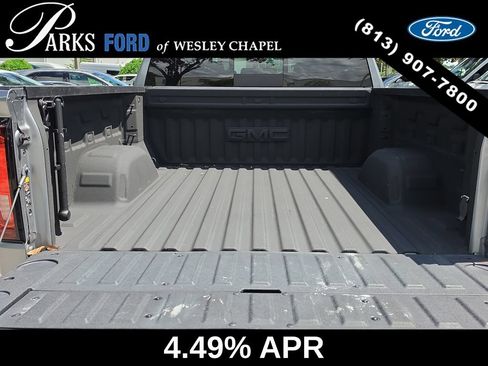 Used 2025 GMC Sierra 1500 AT4 w/ AT4 Premium Package AWD/4WD image 9