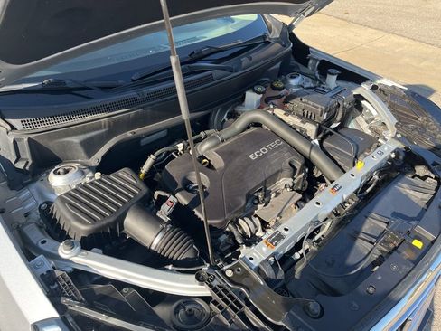 Used 2018 GMC Terrain SLT w/ Preferred Package image 13