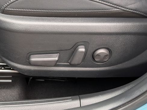 Certified 2024 Kia Seltos SX w/ SX Sunroof Package AWD/4WD image 20