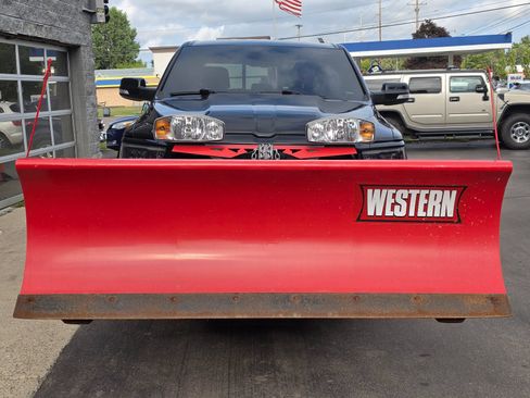 Used 2019 RAM 1500 Big Horn AWD/4WD image 2