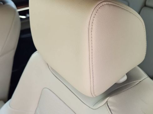 Used 2017 Honda CR-V Touring image 13
