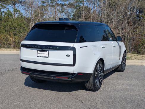 Used 2023 Land Rover Range Rover SE image 5