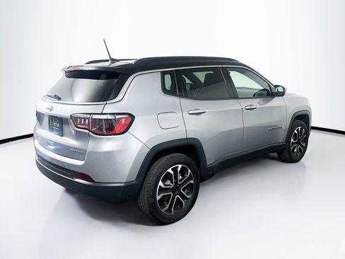 Used 2023 Jeep Compass Limited AWD/4WD image 9