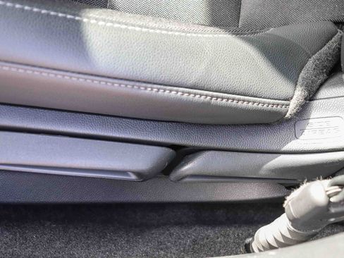 Certified 2025 Honda Civic Sport image 23