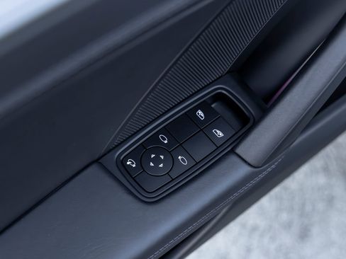 Certified 2022 Porsche 911 Carrera RWD image 23