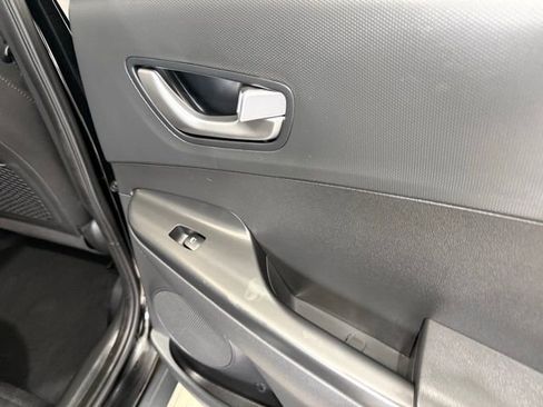 Used 2023 Hyundai Kona SE w/ Cargo Package image 24