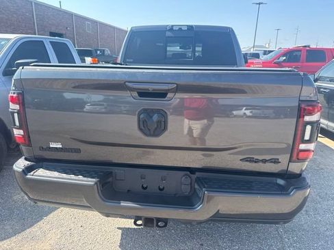 Used 2022 RAM 2500 Laramie AWD/4WD image 5