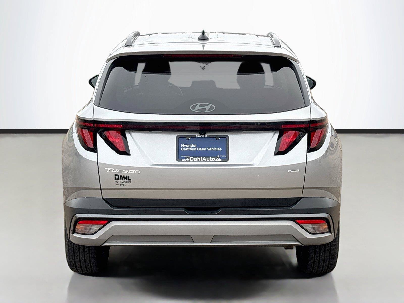 Certified 2025 Hyundai Tucson SEL AWD/4WD image 12