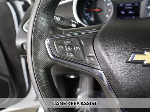 Used 2023 Chevrolet Malibu LT FWD image 3