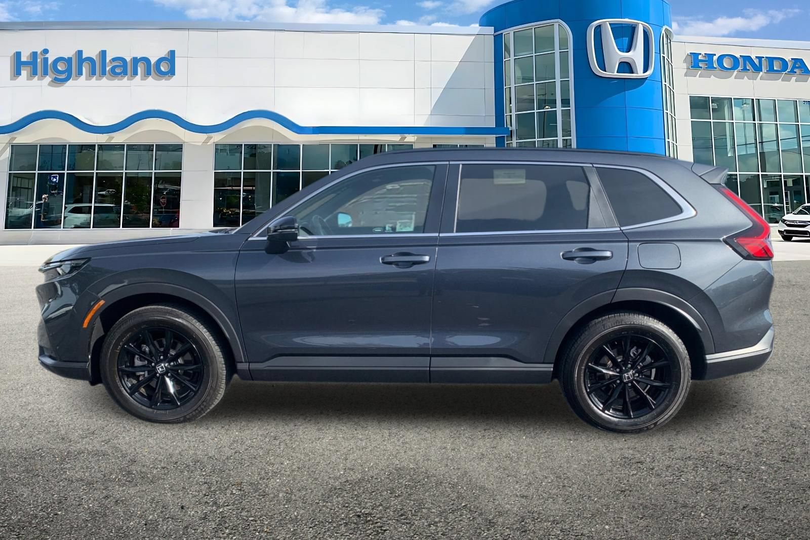 Used 2025 Honda CR-V Sport-L image 2