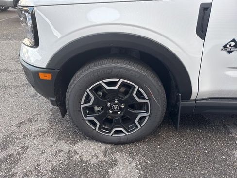 New 2025 Ford Bronco Sport Outer Banks w/ Outer Banks Tech Package+ image 10