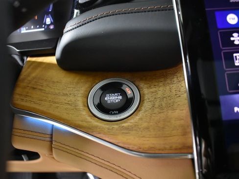 Used 2022 Jeep Grand Cherokee Summit image 19