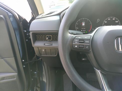 Used 2025 Honda CR-V LX image 20