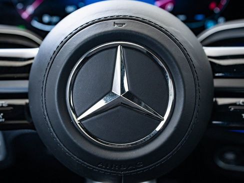 Certified 2025 Mercedes-Benz GLS 450 4MATIC image 28