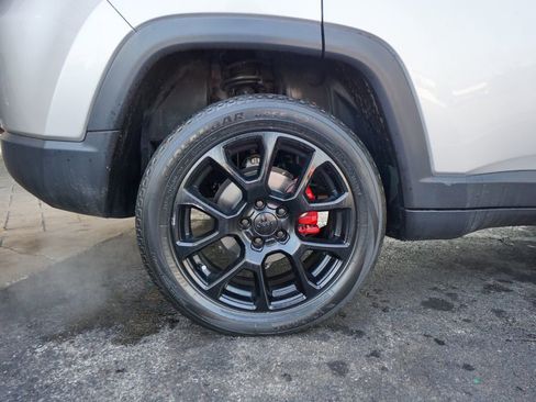 Used 2022 Jeep Compass Latitude w/ Sun and Sound Group image 12