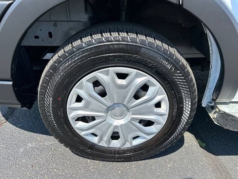 Used 2025 Ford Transit 250 Low Roof w/ Exterior Upgrade Package RWD image 8