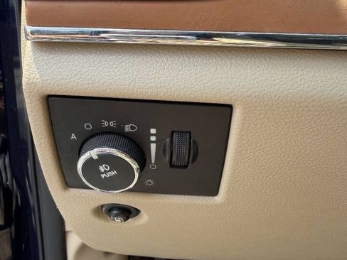 Used 2013 Jeep Grand Cherokee Overland w/ Advance Technology Group RWD image 15