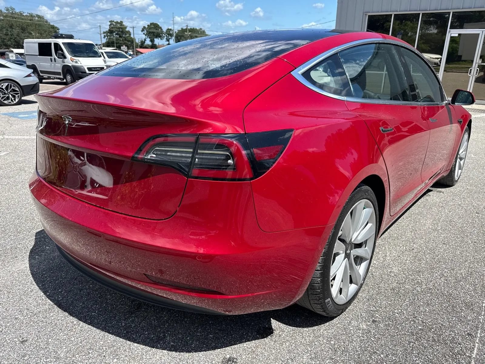 Used 2017 Tesla Model 3 Long Range RWD image 7