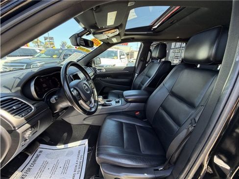 Used 2020 Jeep Grand Cherokee Limited AWD/4WD image 19