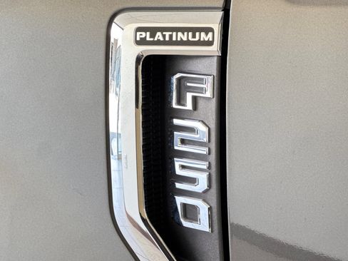 Certified 2020 Ford F250 Platinum w/ Tremor Off-Road Package AWD/4WD image 27