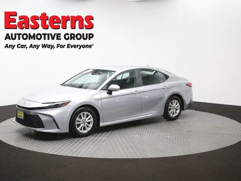 Used 2025 Toyota Camry LE w/ Convenience Package FWD image 57