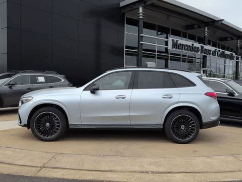Used 2026 Mercedes-Benz GLC 300 image 3