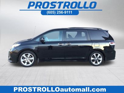Used 2013 Toyota Sienna SE