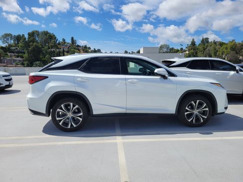 Used 2016 Lexus RX 350 FWD w/ Premium Package image 2