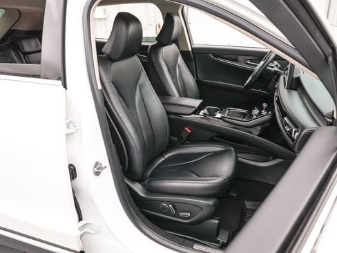 Used 2022 Lincoln Nautilus AWD w/ Premium Package image 23