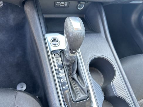 Used 2025 Nissan Altima 2.5 SV image 29