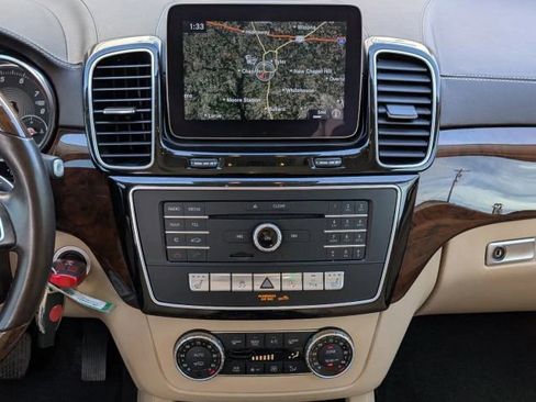 Used 2018 Mercedes-Benz GLS 450 4MATIC image 12