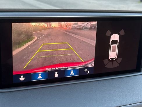 Used 2022 Acura MDX FWD w/ Technology Package image 22