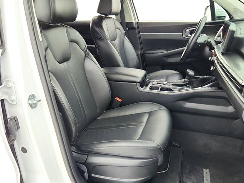 Used 2024 Kia Sorento S AWD/4WD image 35