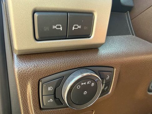 Used 2019 Ford F150 King Ranch w/ Equipment Group 601A Luxury image 17