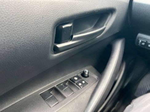 Used 2025 Toyota Corolla LE FWD image 22