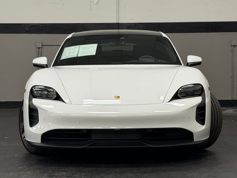 Used 2023 Porsche Taycan w/ Premium Package RWD image 6