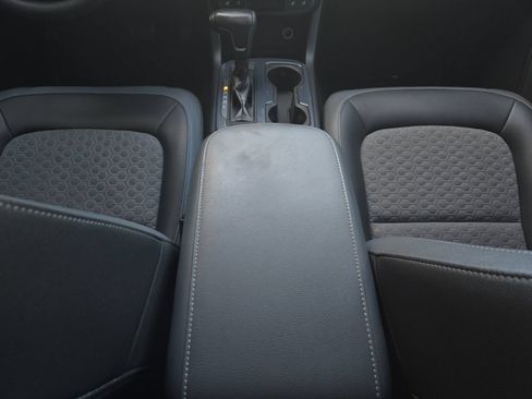 Used 2020 Chevrolet Colorado Z71 AWD/4WD image 21