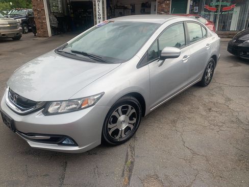 Used 2015 Honda Civic Hybrid Sedan image 5