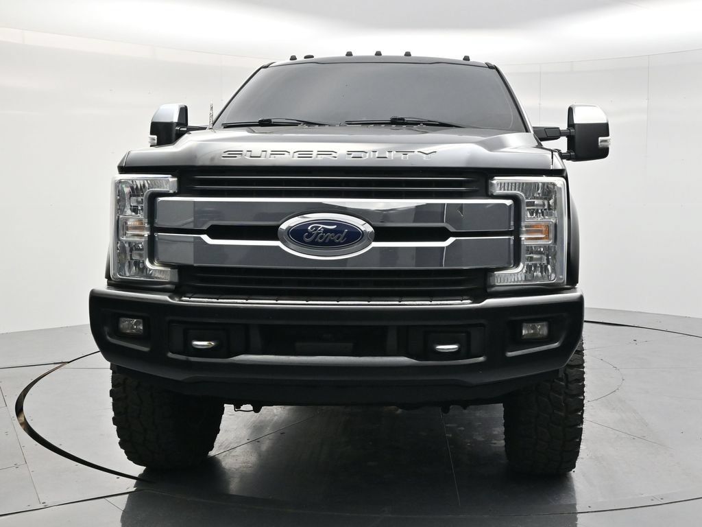 Used 2017 Ford F250 Lariat w/ Chrome Package AWD/4WD image 2