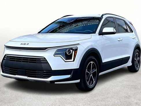 Used 2023 Kia Niro EX image 14
