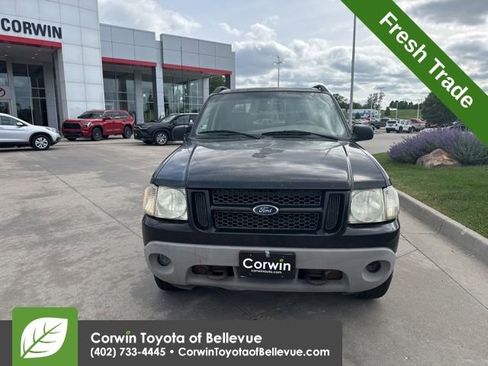 Used 2001 Ford Explorer Sport Trac 4x4 image 9