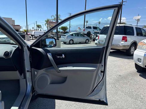 Used 2013 Nissan Rogue SL FWD image 15