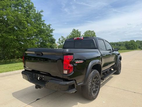 Used 2024 Chevrolet Colorado Trail Boss w/ Technology Package AWD/4WD image 3