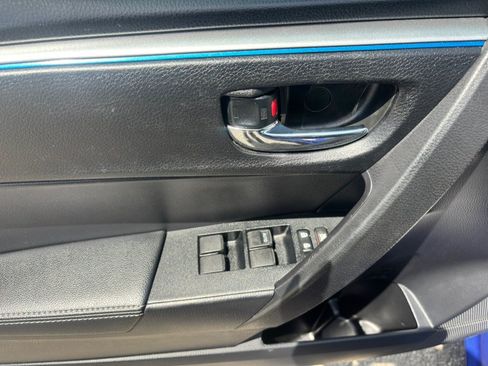 Used 2016 Toyota Corolla S Premium FWD image 14