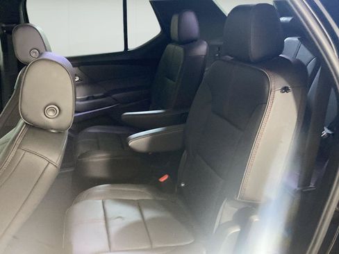 Certified 2023 Chevrolet Traverse RS FWD image 29