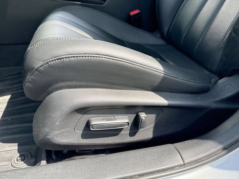 Used 2024 Acura Integra FWD image 12