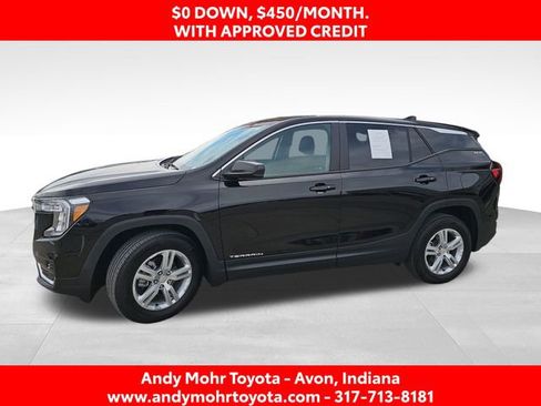 Used 2024 GMC Terrain SLE image 4