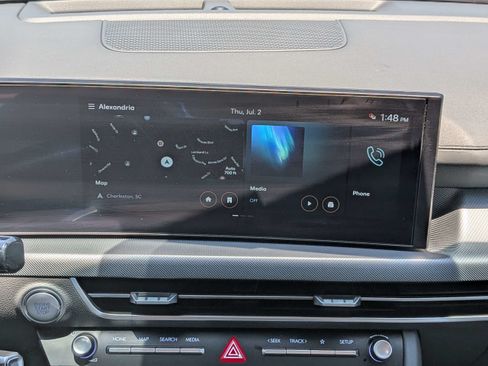Certified 2025 Hyundai Sonata SEL FWD image 17