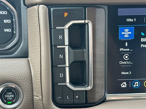 Used 2021 GMC Yukon Denali w/ Denali Premium Package image 33